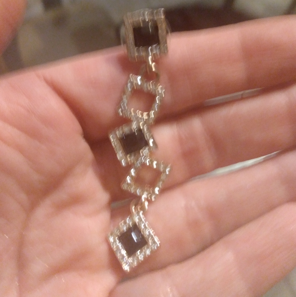 5/$25 Black/gold/rhinestone earing/necklace charm - Picture 2 of 4